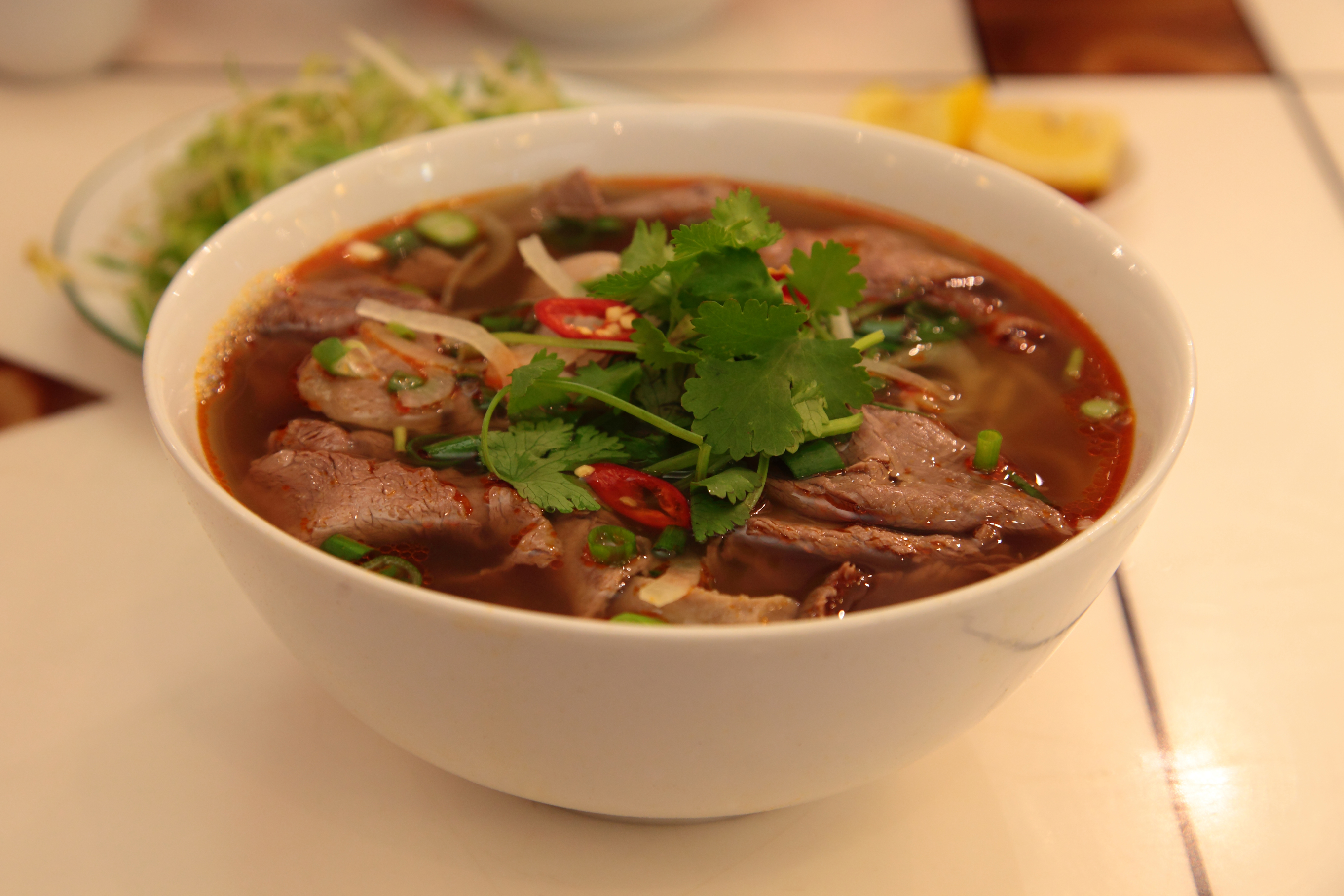 Mệ Ơi Bún Bò Huế - Nguyễn Ảnh Thủ