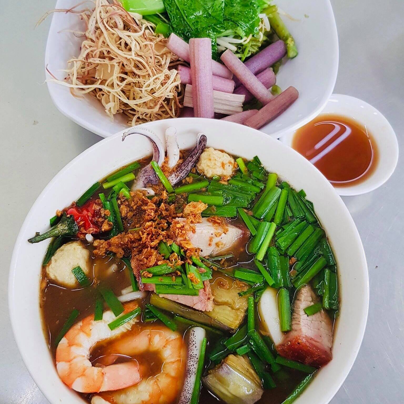 Quán Dì Sáu - Bún Mắm & Lẩu Mắm - Bình Thới