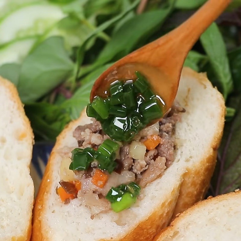 Bánh Mì Nướng Bơ Mật Ong Bà Lợi - Trần Đại Nghĩa