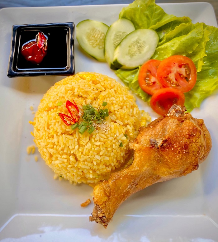 Quán 68 Cơm Gà Chiên Mắm Tỏi - Vườn Lài