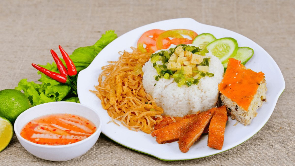 Cơm Tấm Gia Hân - Phạm Văn Đồng
