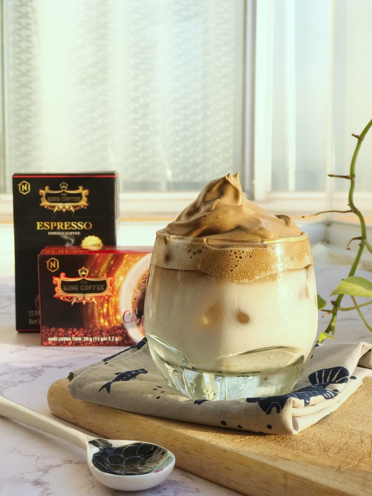 King Coffee - Nguyễn Công Hoan