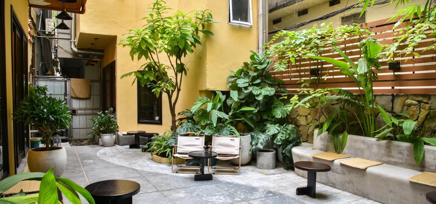 Inside Cafe - Trần Xuân Soạn