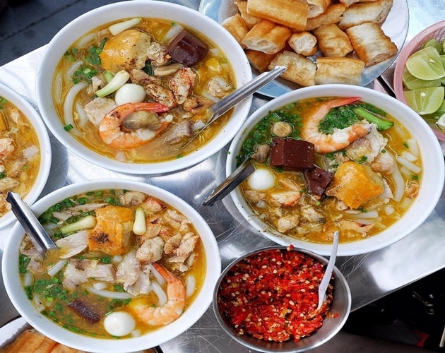 Bánh Canh Cua Thu Vân - Âu Dương Lân