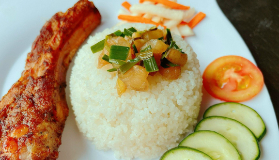 Quán Cơm Tấm 1990 - Lê Văn Lương