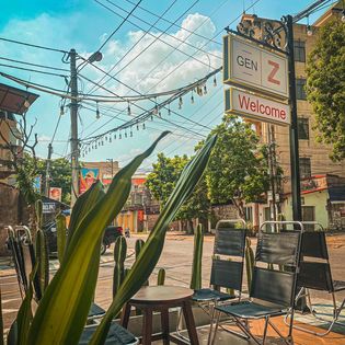GenZ Coffee - Phố Đông
