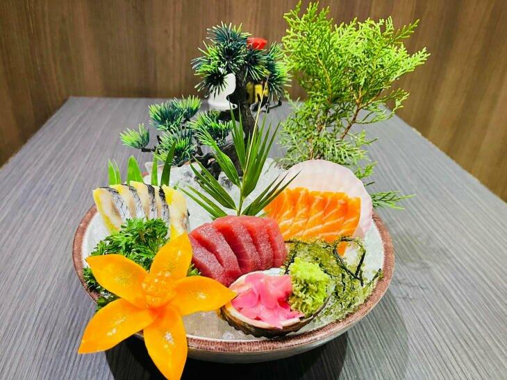 Mr. TÔM Sushi - Sushi Đường phố - Lê Văn Thọ