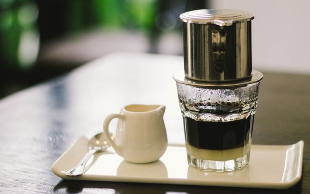 Nâu Coffee - Trần Quang Khải