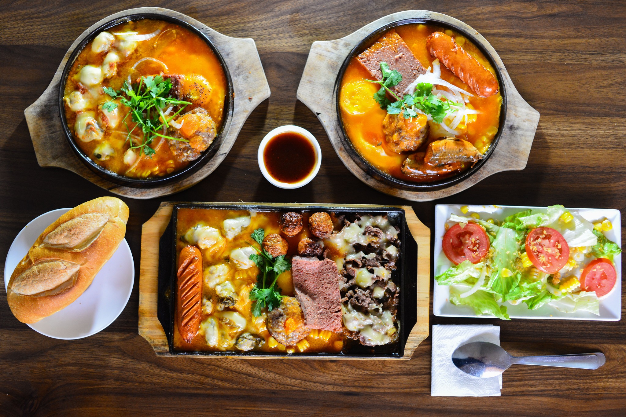 Bếp Nhà 56 - Phan Đình Phùng