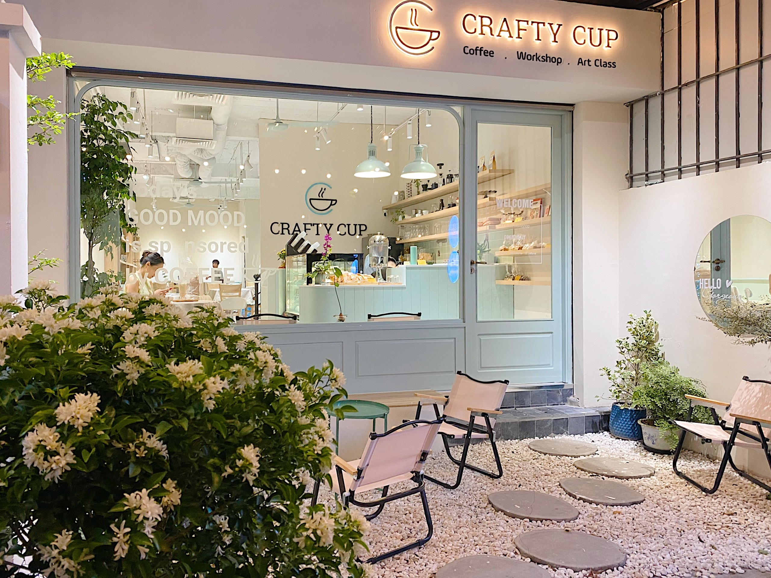 Crafty Cup - Minh Khai