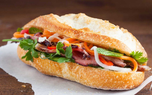 Bánh Mì Cá Mập - Nguyễn Duy Dương