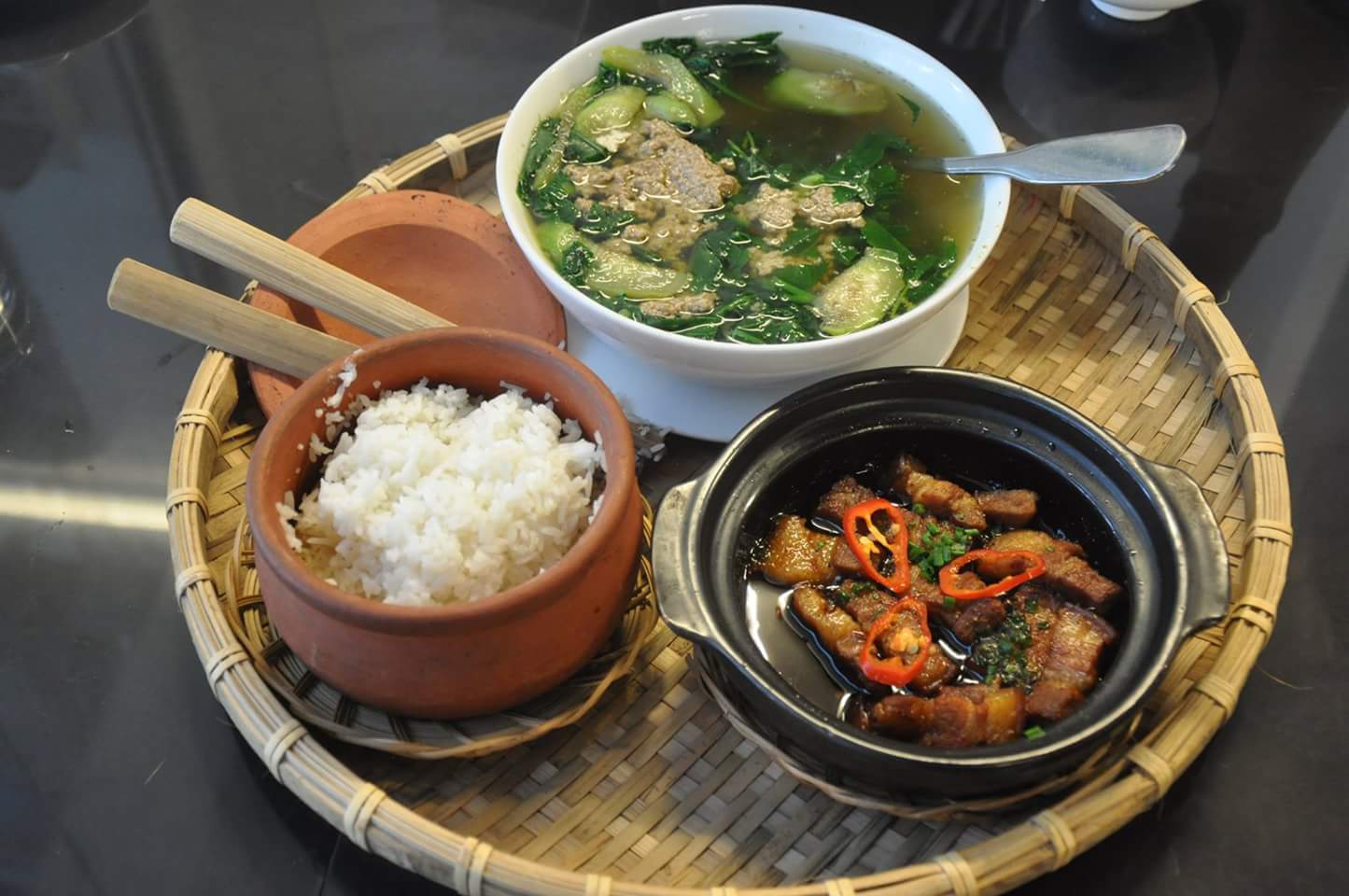 Cơm Niêu Hương Trang - Đường Số 2