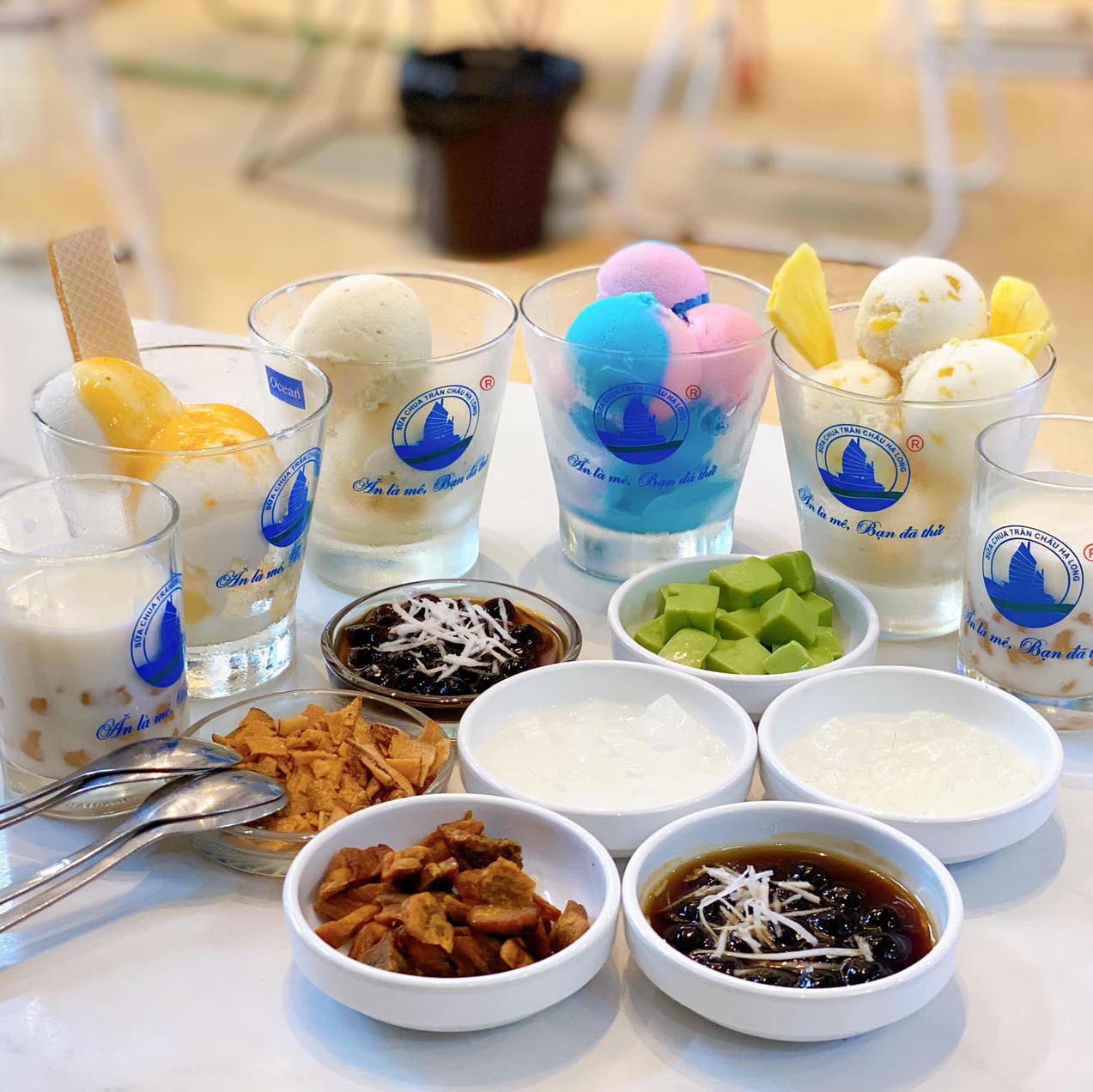 Sữa Chua Trân Châu Hạ Long - Lạc Long Quân