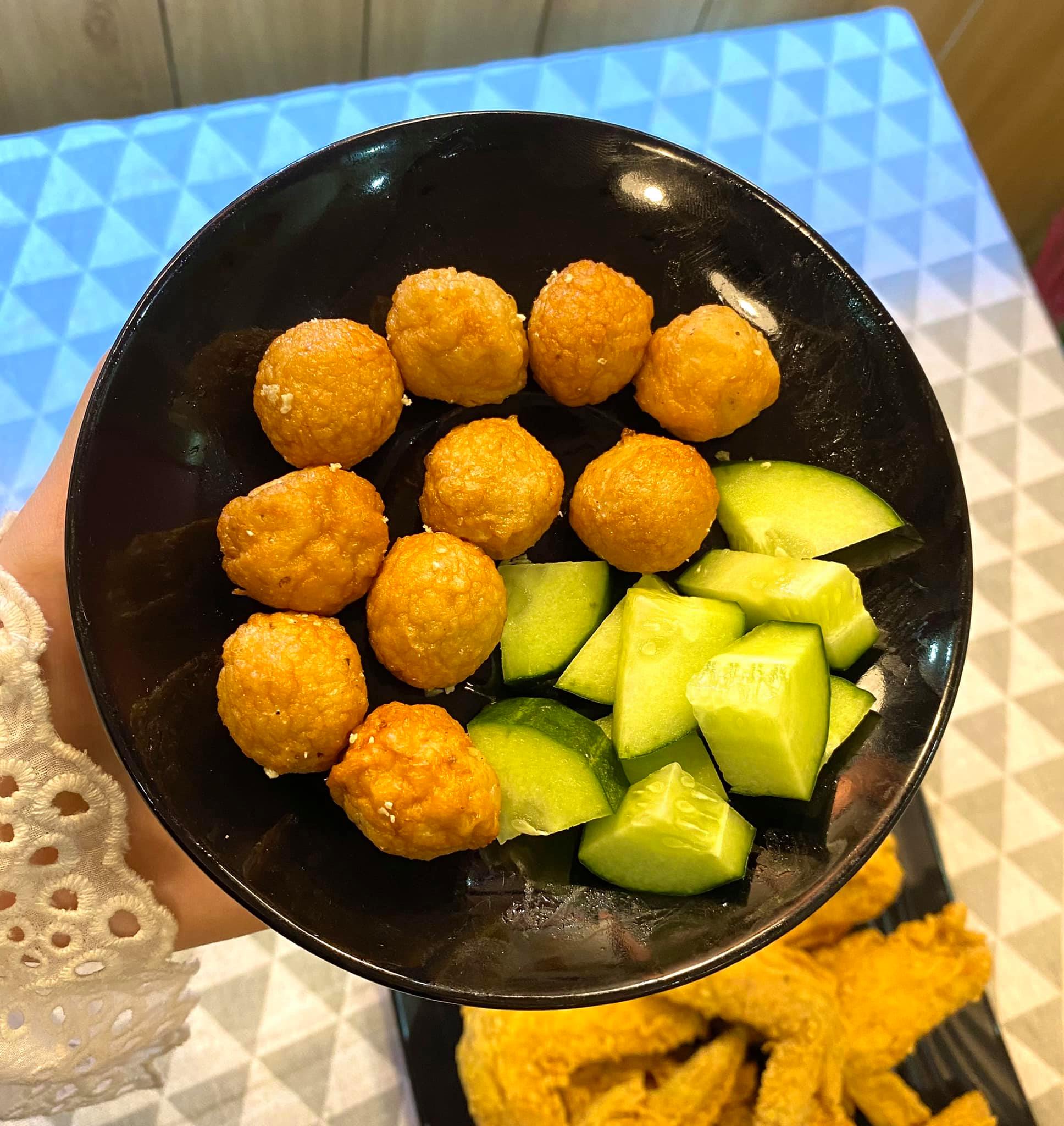Bảo Hân Ăn Vặt - Tôn Đản