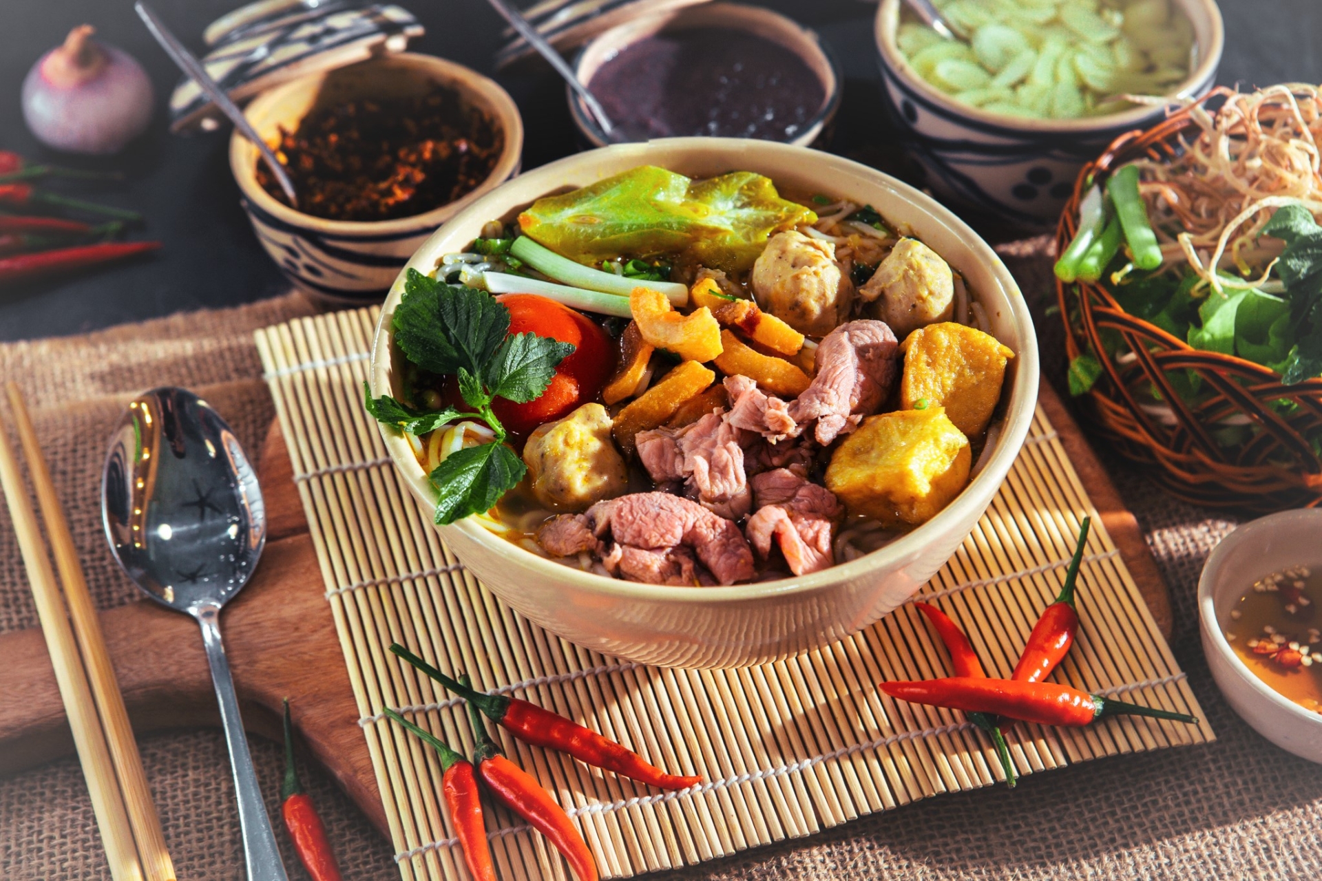 Bún Bò Loan Đà Lạt - Bình Lợi