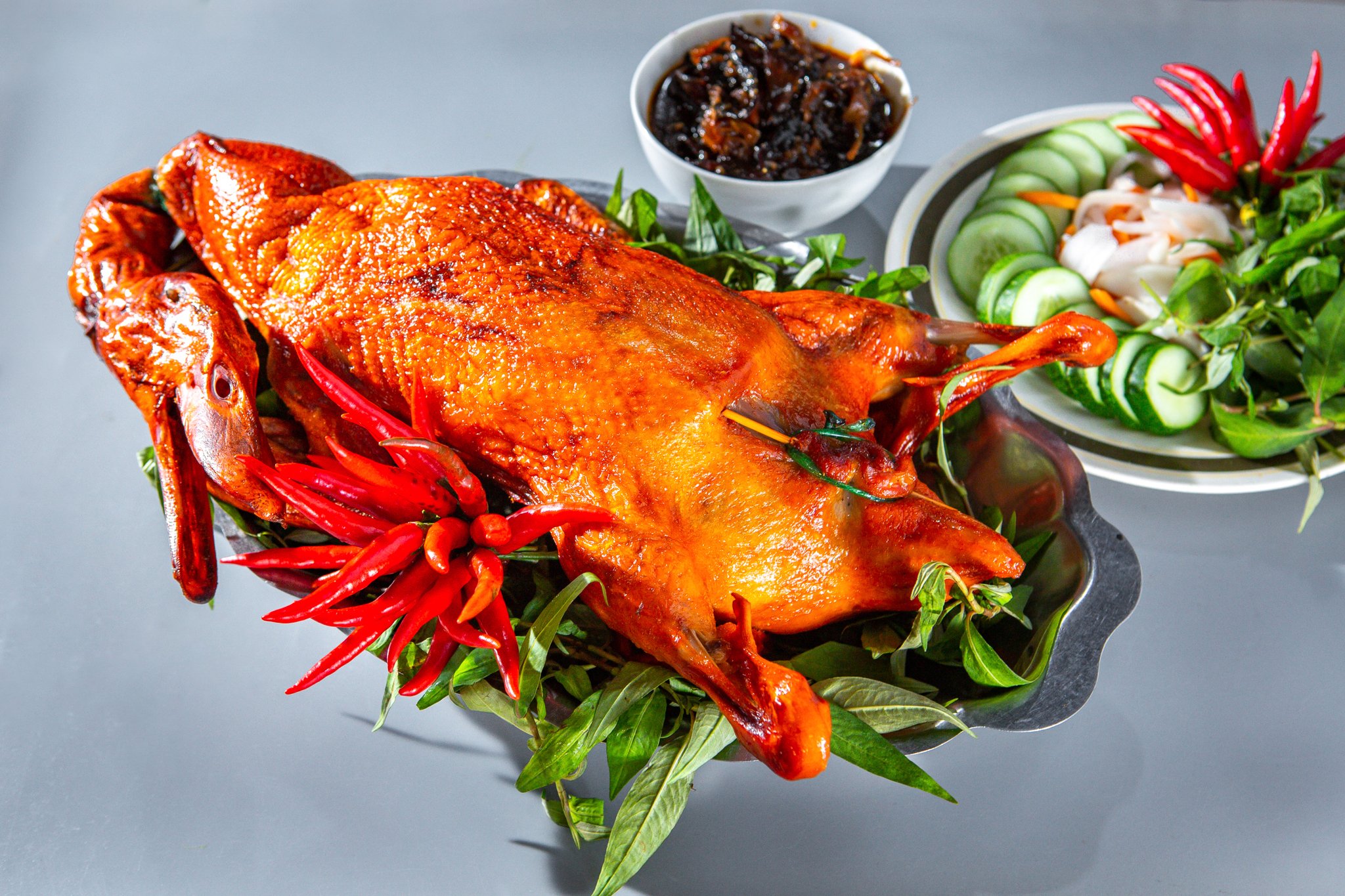 Bánh Mì Tuyền Ký Heo Quay Vịt Quay - Nguyễn Biểu
