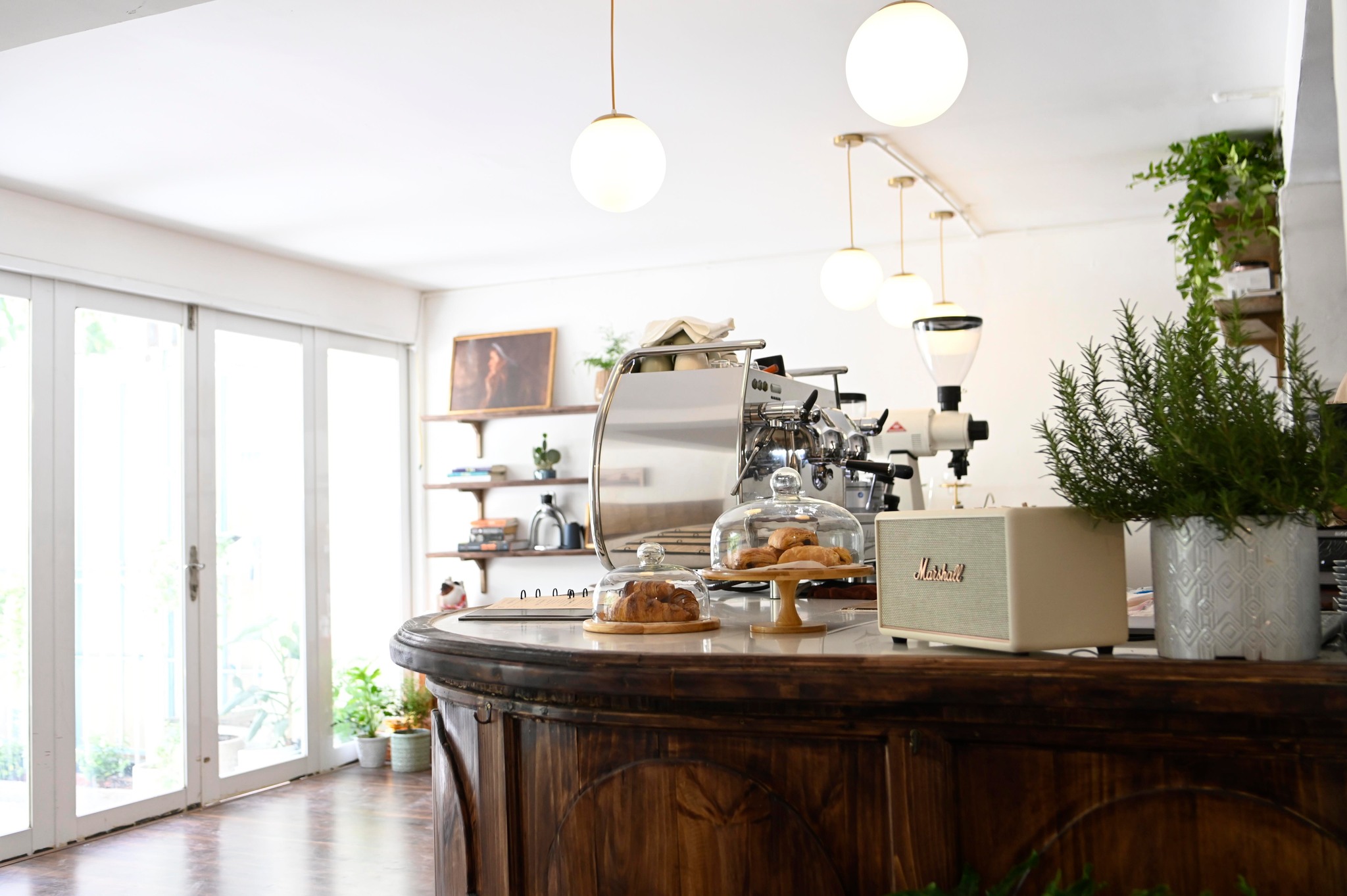 À La Main Coffee Roaster - Đặng Đức Thuật