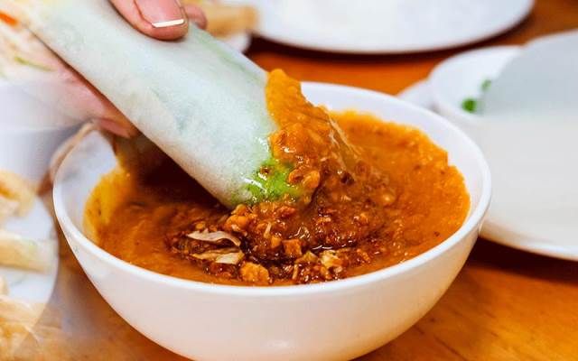 Nem Nướng Nha Trang Minh Đức - Trần Quốc Hoàn