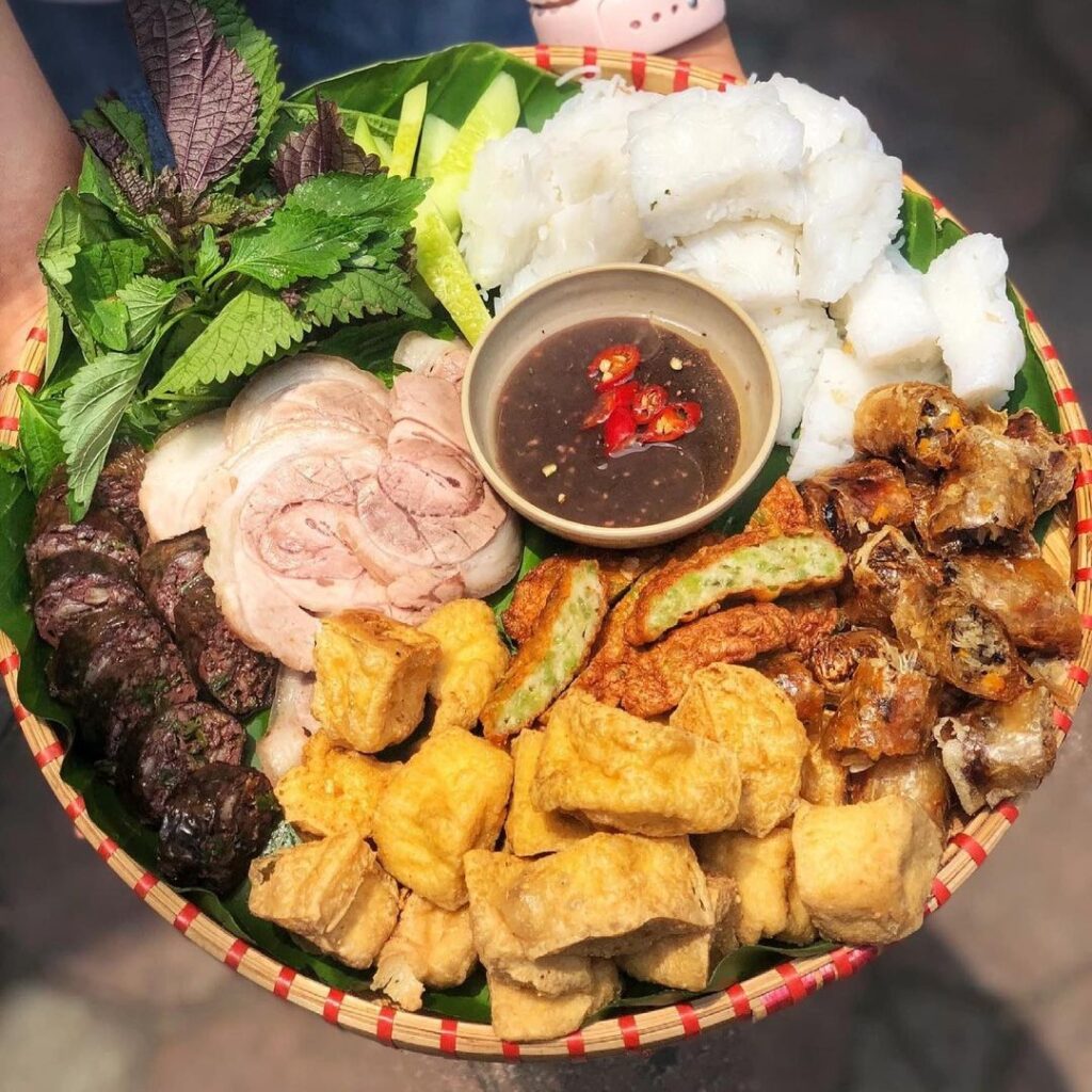 Bún Đậu Mắm Tôm Lisa - Nhật Lệ