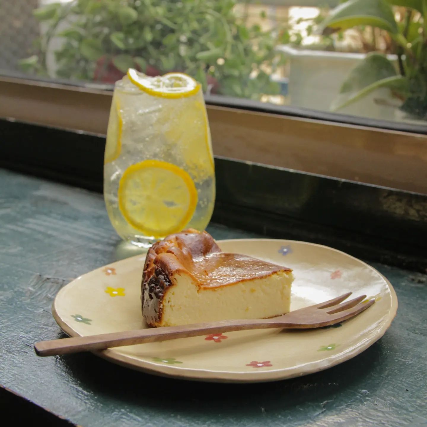 CAFE HARU - Tôn Thất Đạm