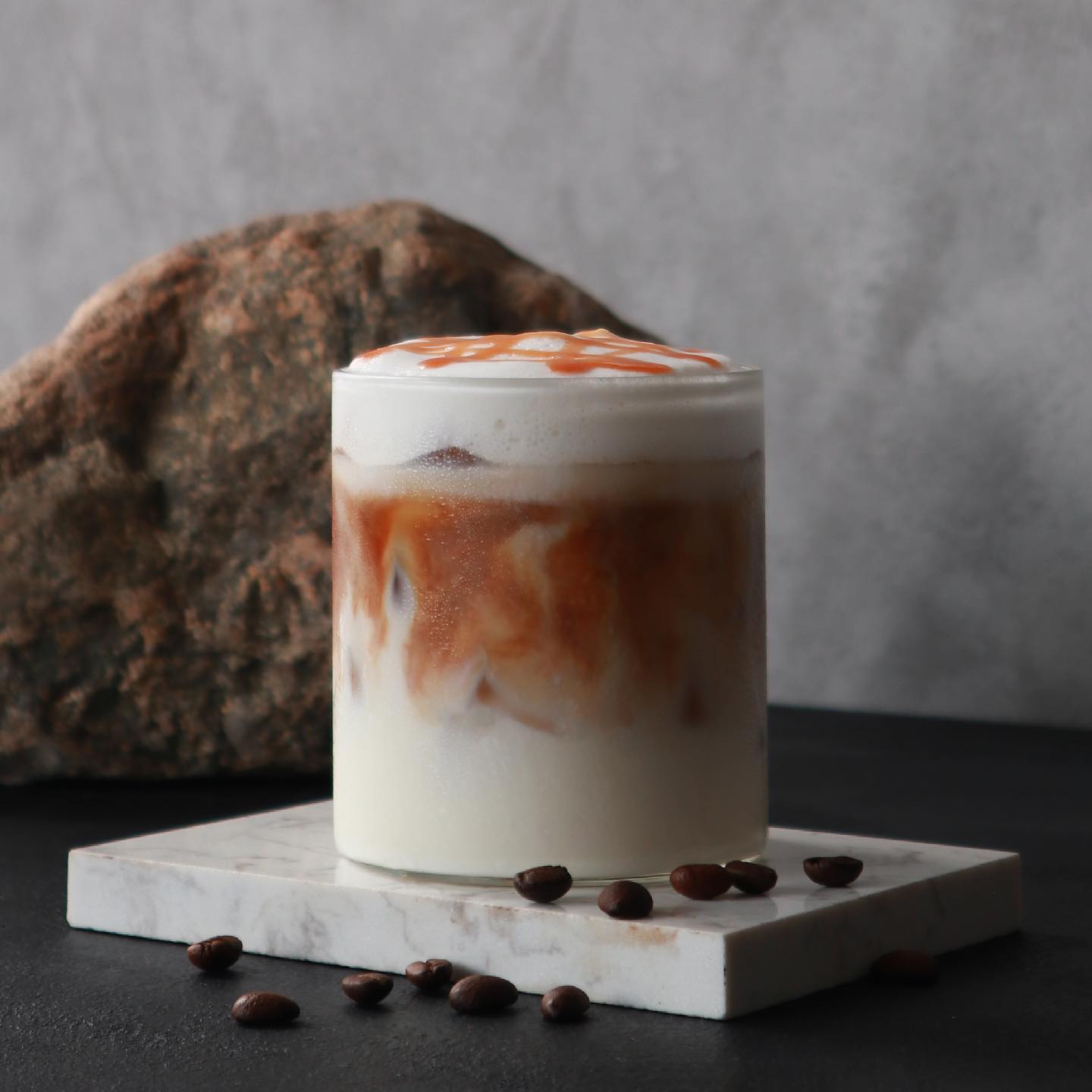 Cà Phê Ngọc Giàu - Nguyên Hồng