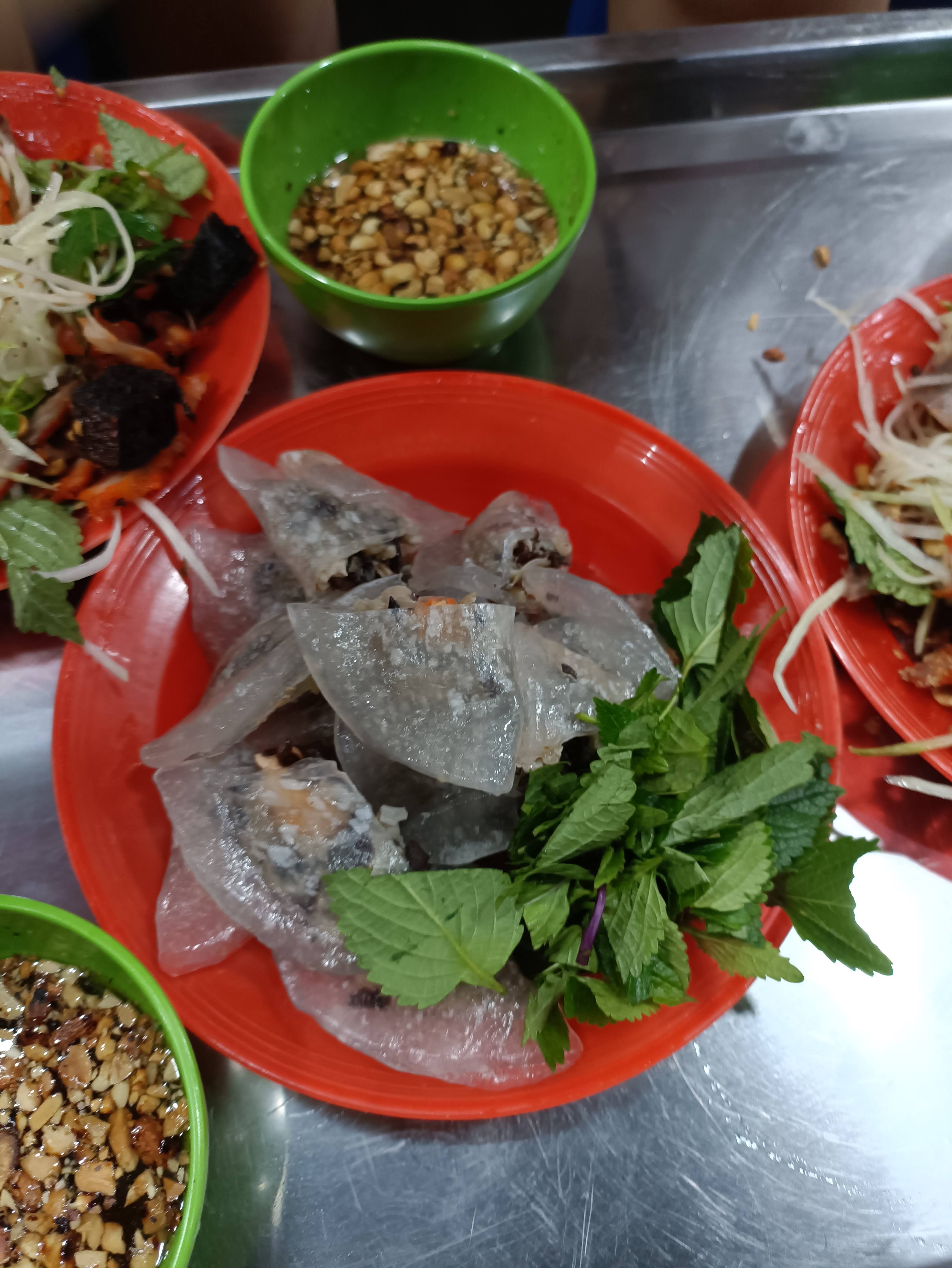 Long Vi Dung - Nộm Thịt Bò Khô - Hồ Hoàn Kiếm