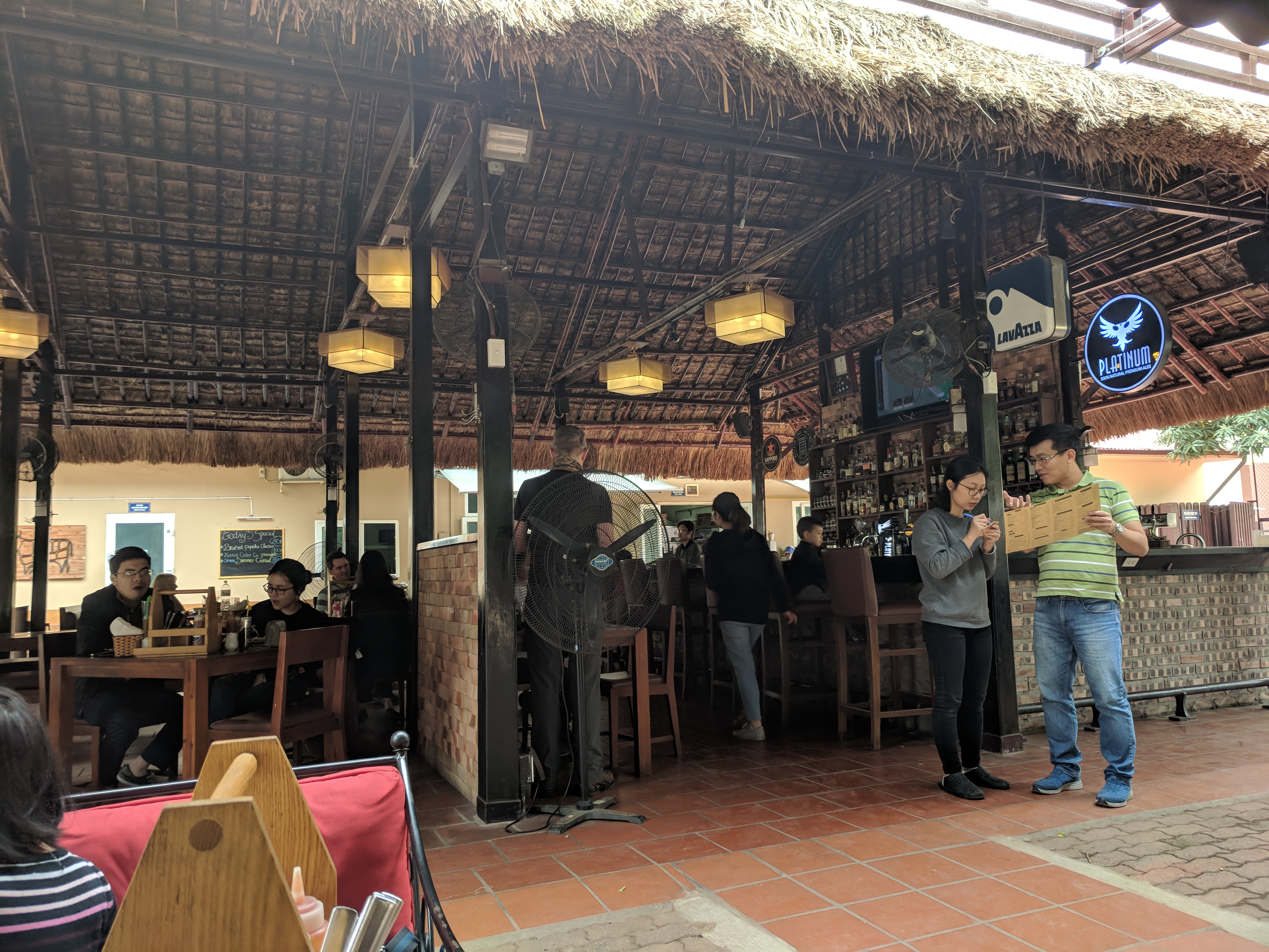 American Club Hanoi - - 21 Hai Bà Trưng