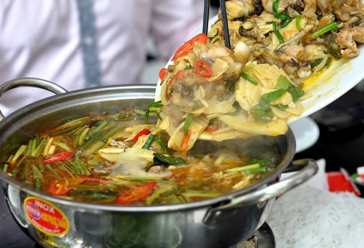 Dũng Béo - Bò Nầm Nướng & Ốc Nóng - Tập Thể ĐHKT Quốc Dân