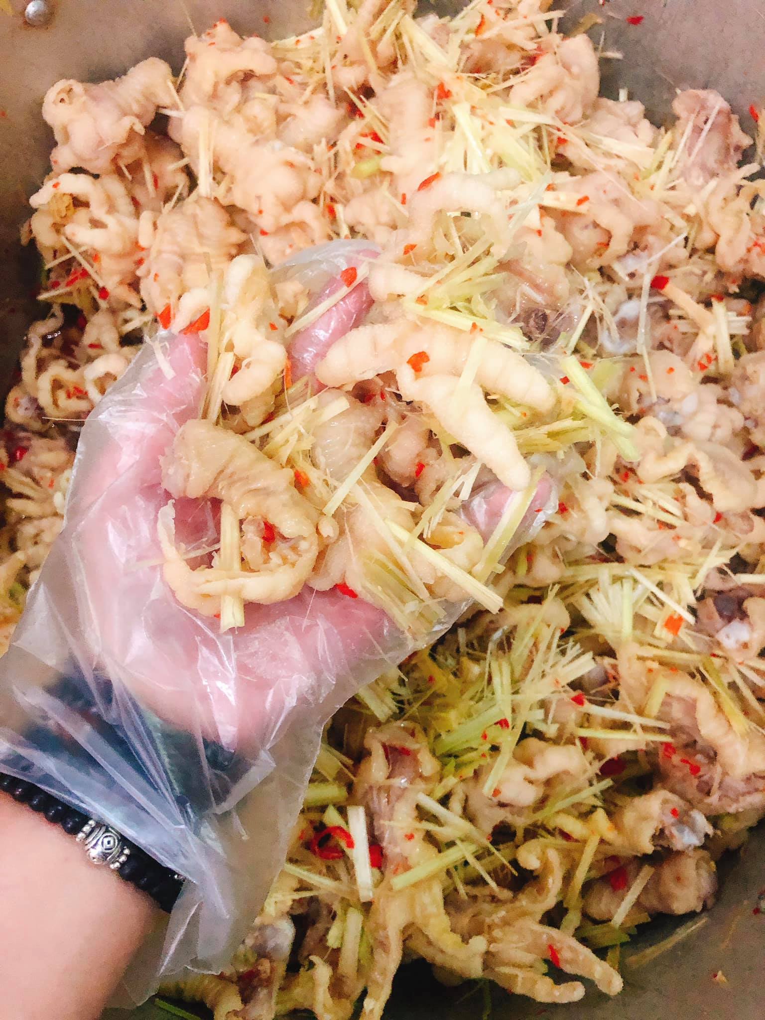 Chân Gà Hấp Sả Ớt Mắt To - Lương Ngọc Quyến