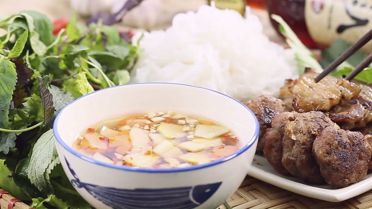 Bà Thành - Bún Chả & Bún Hải Sản