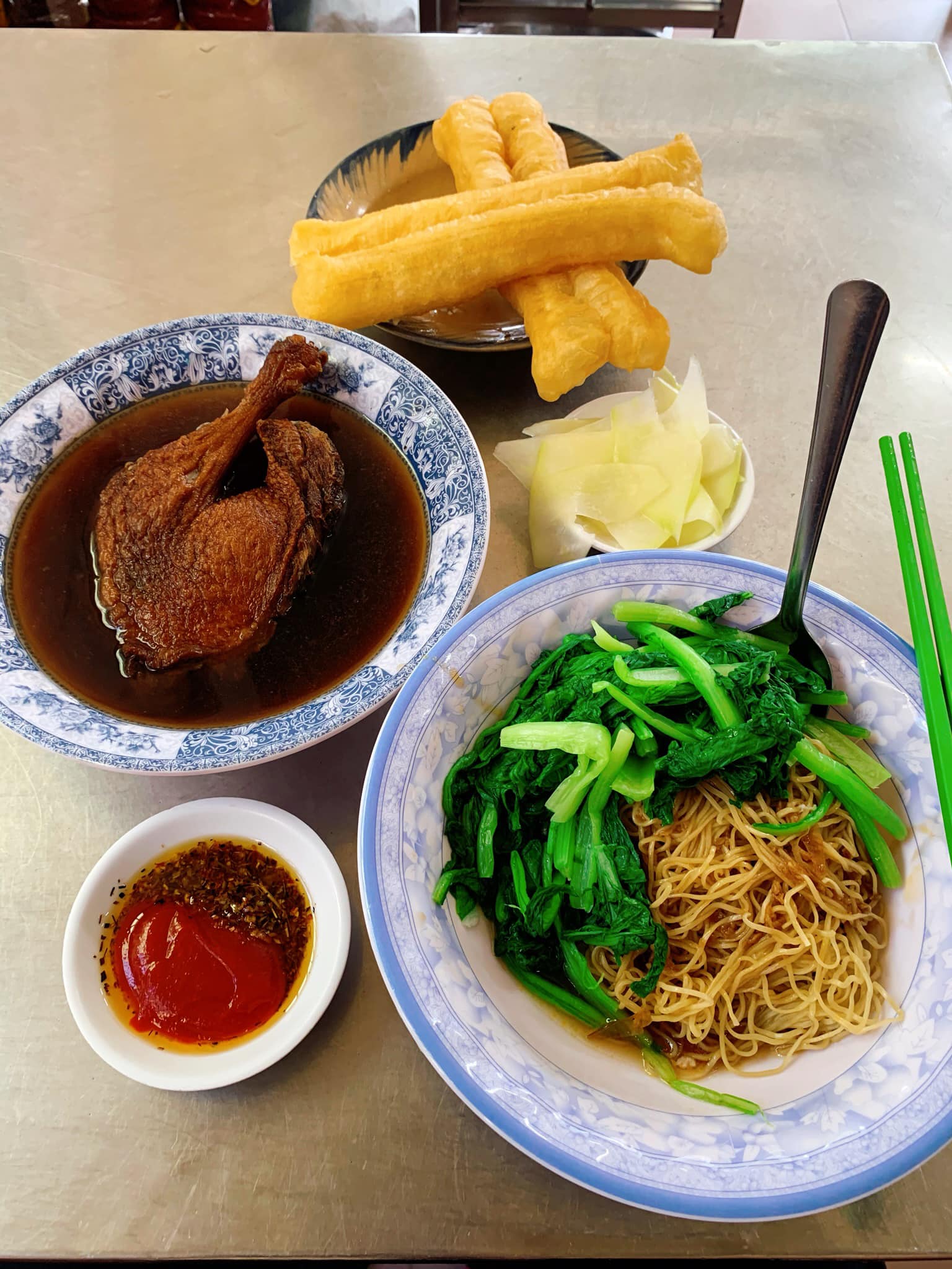 Mì Vịt Tiềm A Cón - Quang Trung