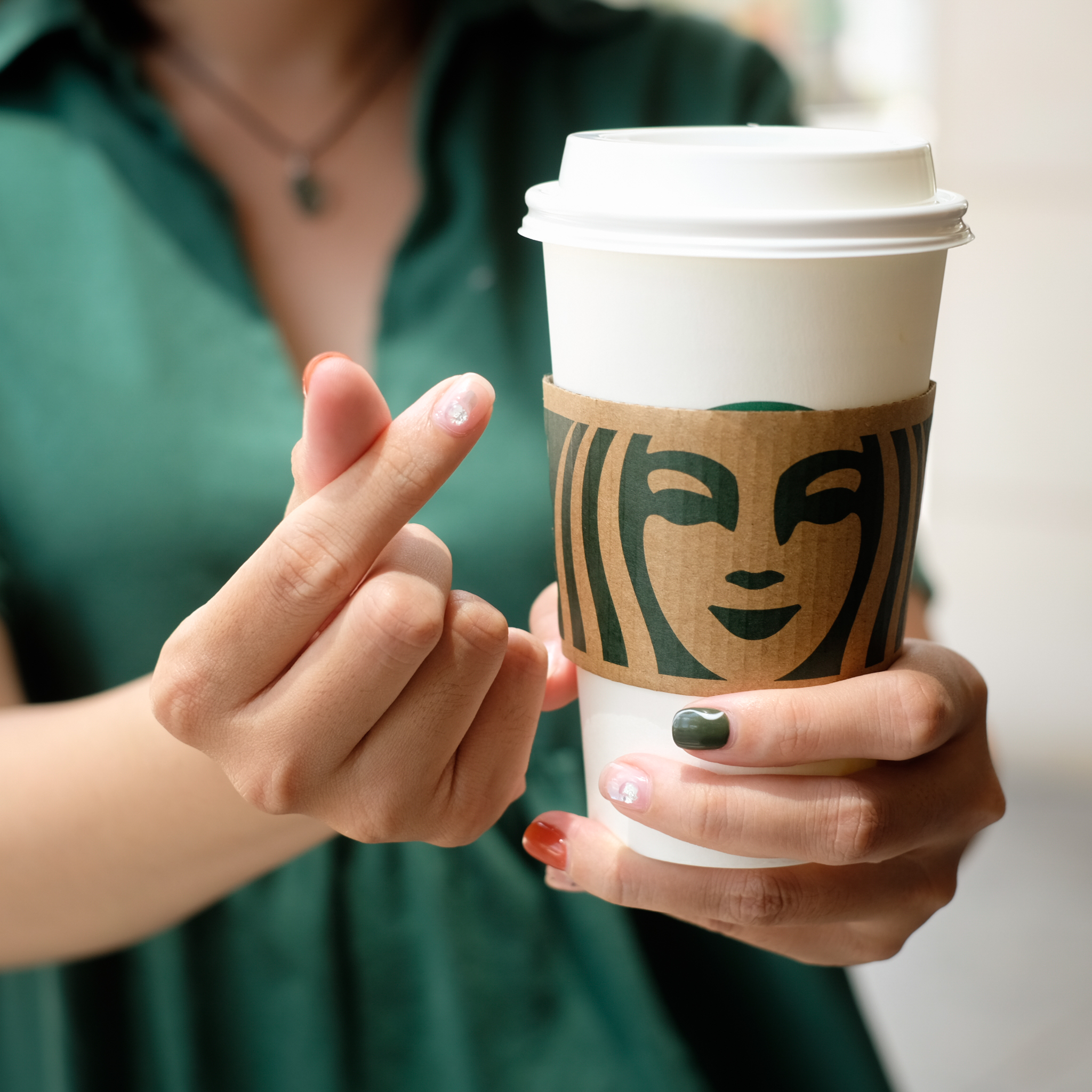 Starbucks Coffee - Duy Tân