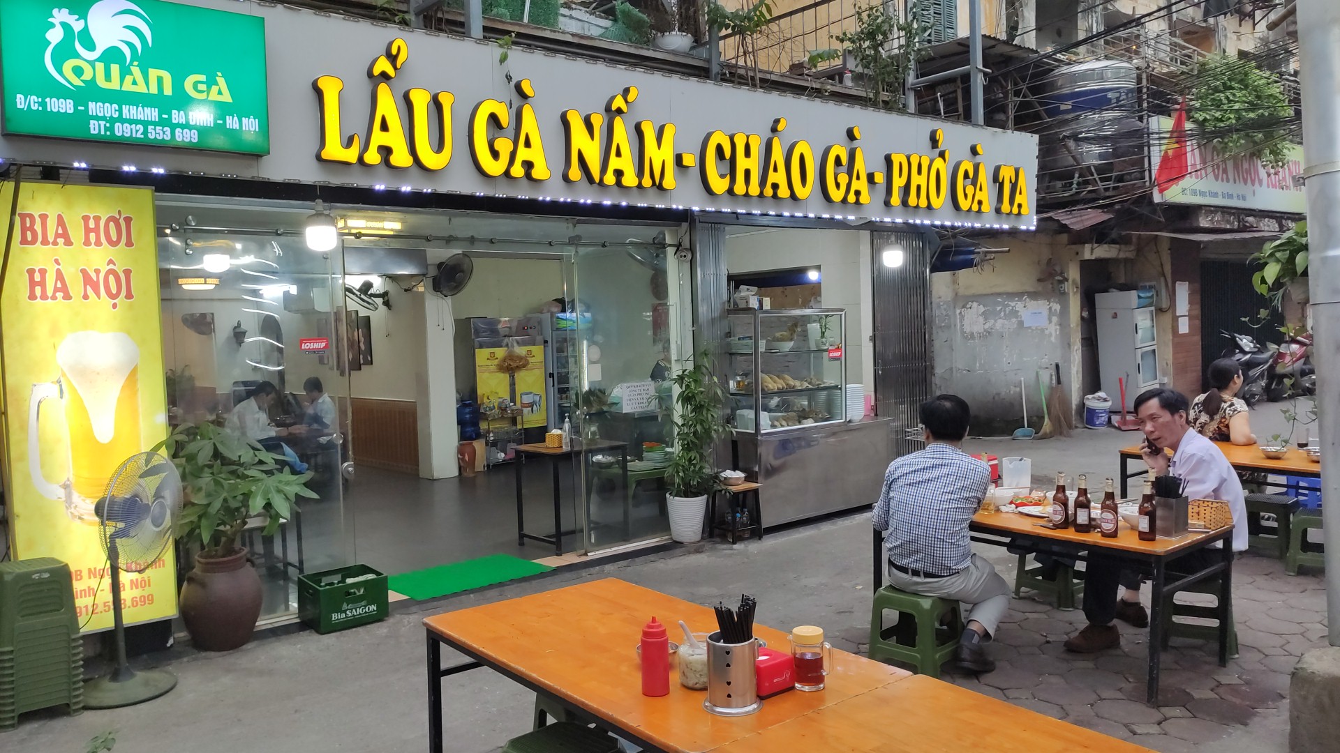 Lẩu Gà Nấm & Phở Gà Ta- Ngọc Khánh