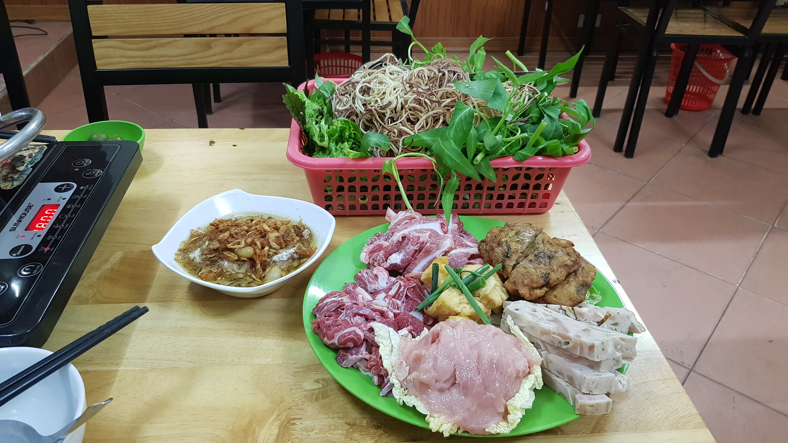 Lẩu Riêu 72 - Ngụy Như Kon Tum