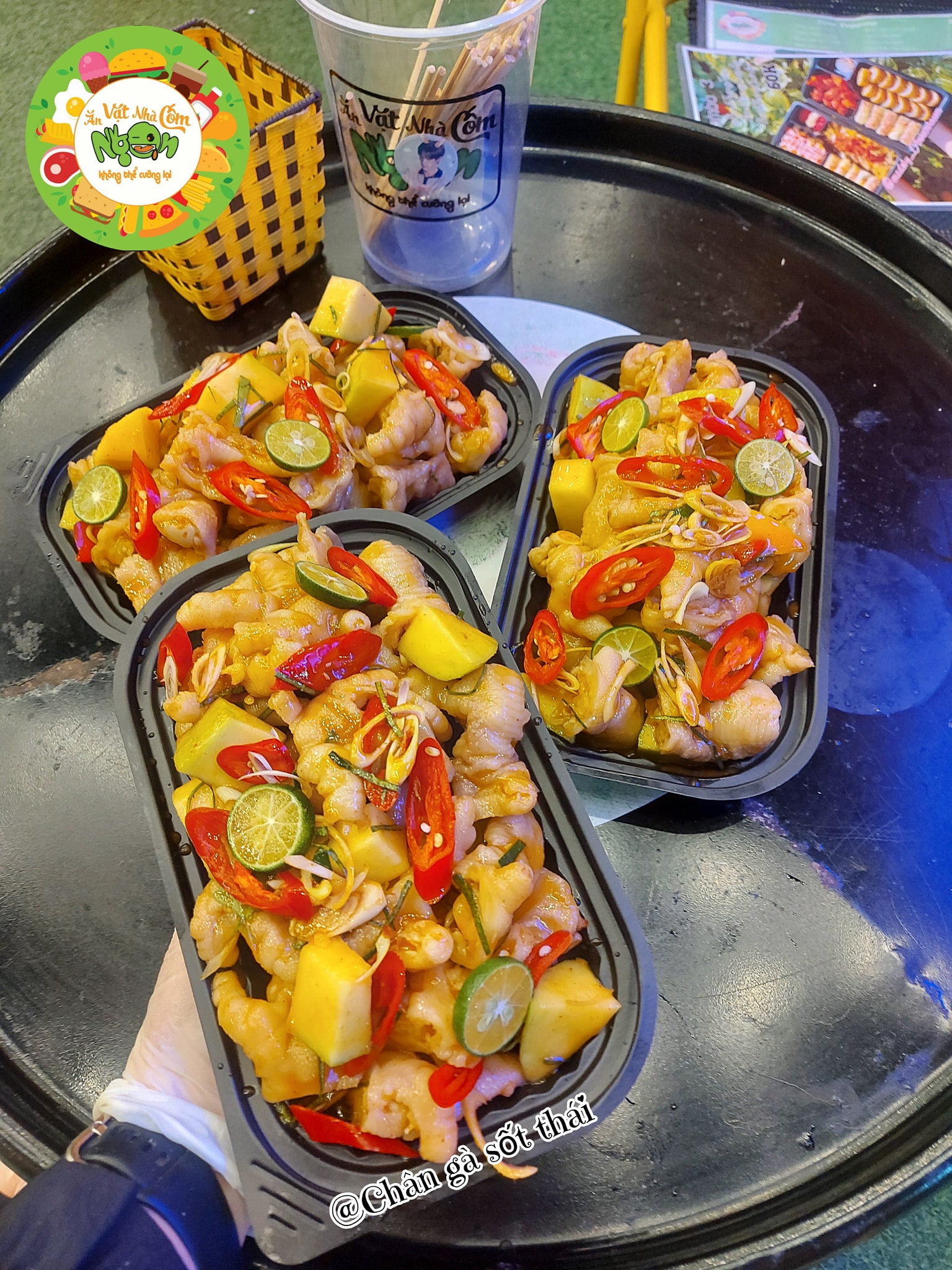 Ăn Vặt Nhà Cốm - Đường Láng