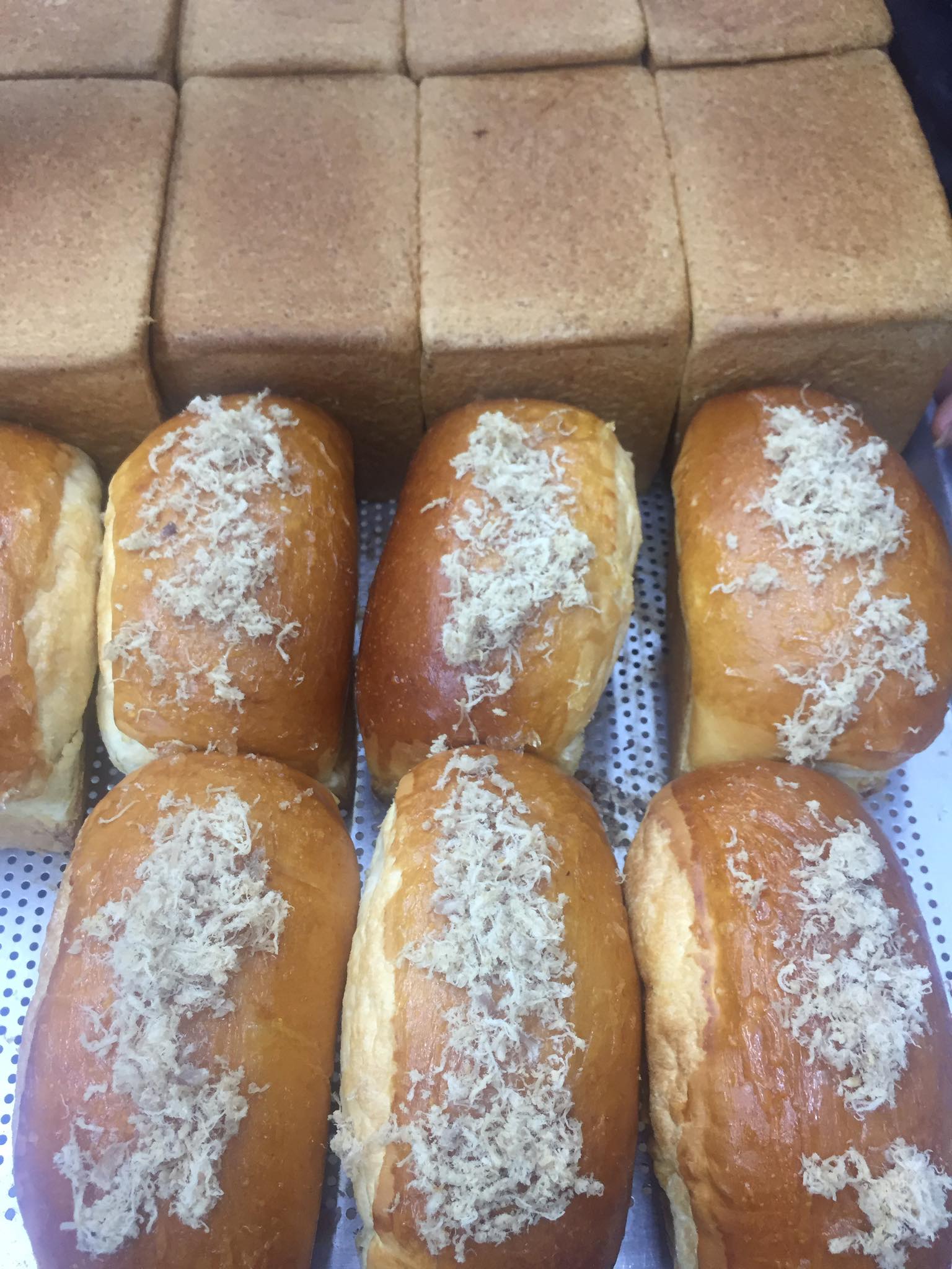 Bánh Ngọt Pháp Lộc Nguyễn - Nguyễn Chí Thanh - Đội Cấn