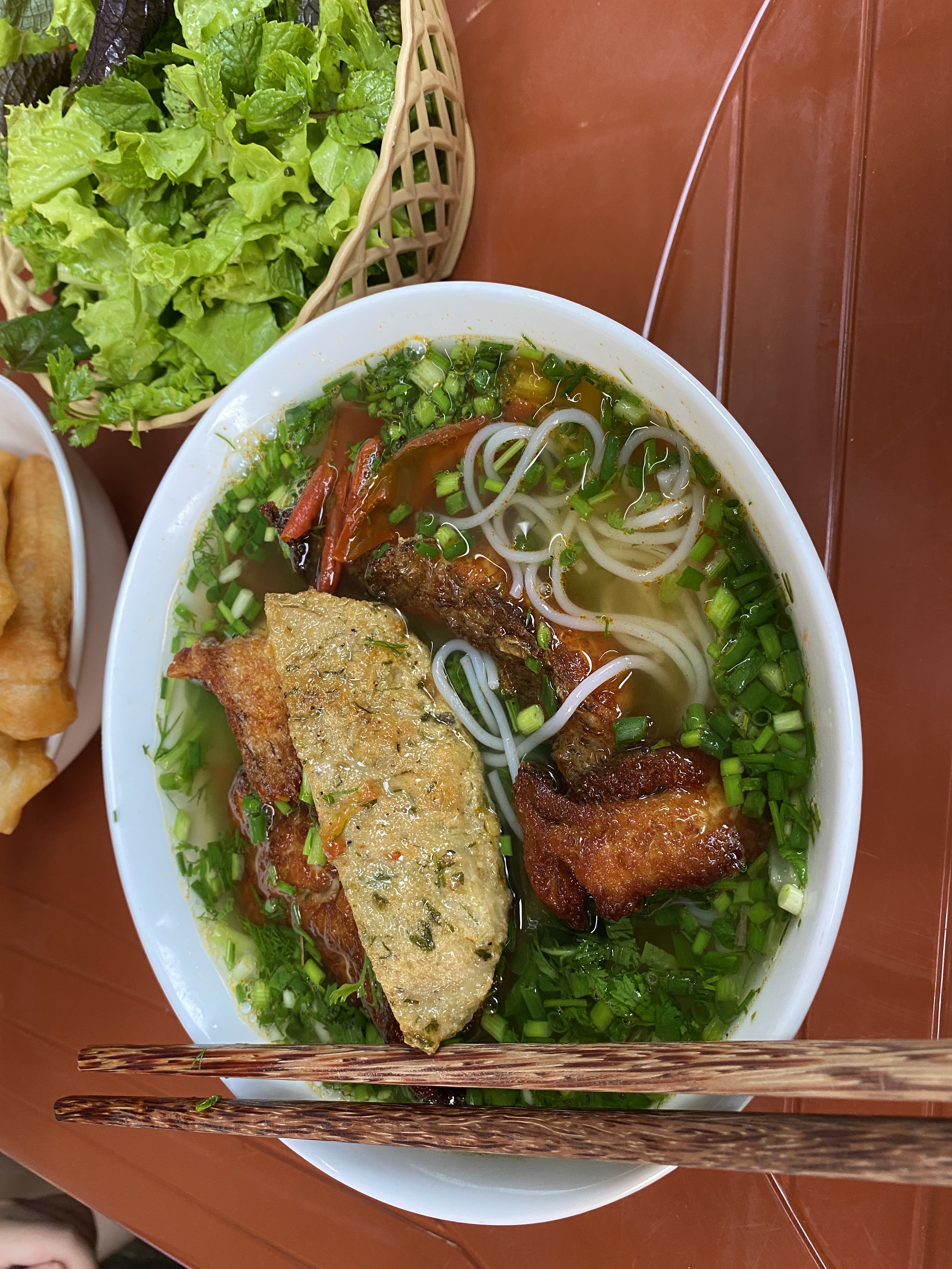 Cô Khanh - Bún Cá - K3 Bách Khoa