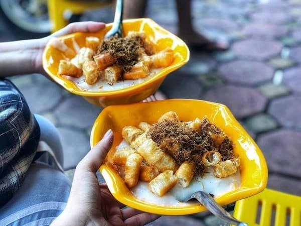 Cháo sườn sụn Cúc - Hai Bà Trưng