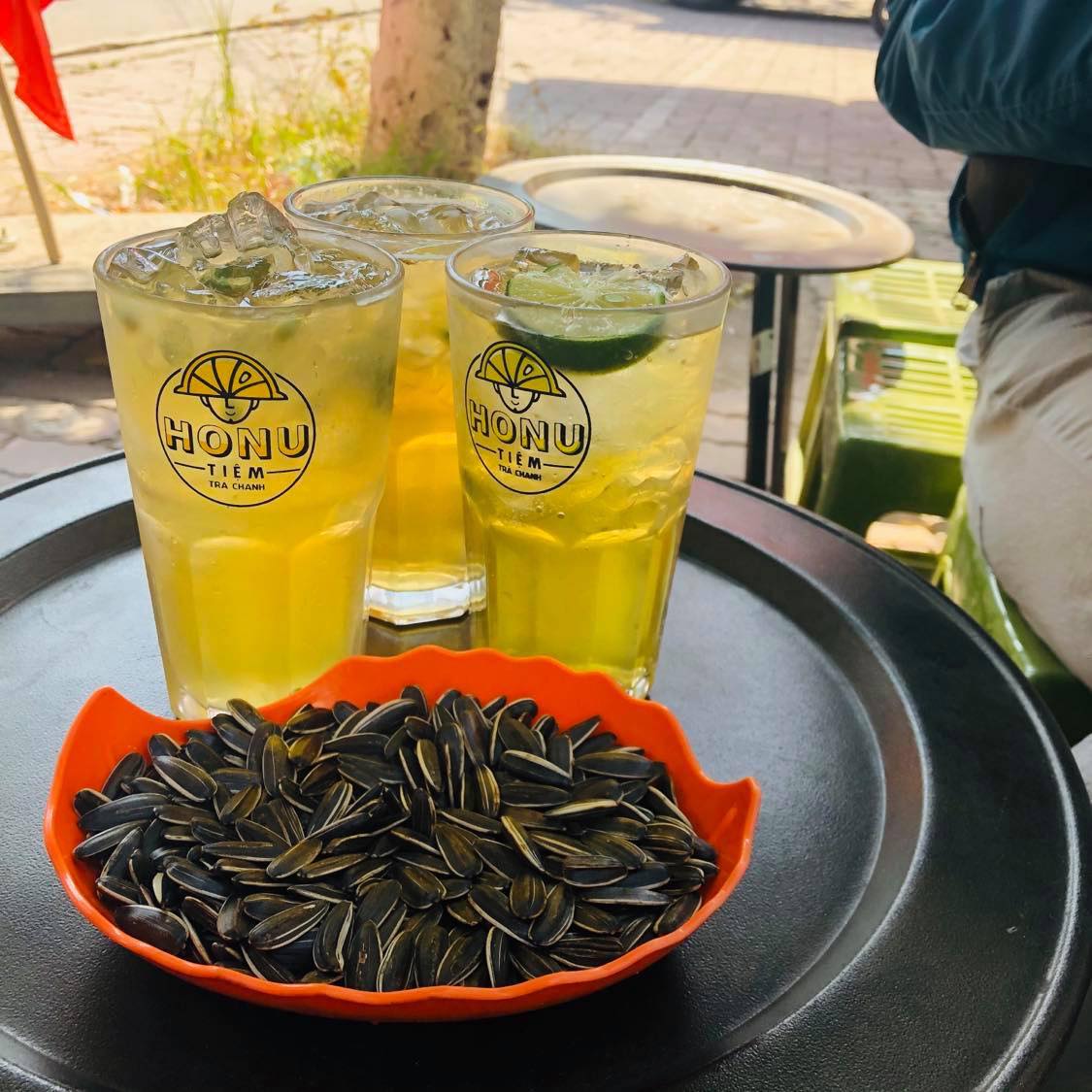 Honu - Hàng Đậu