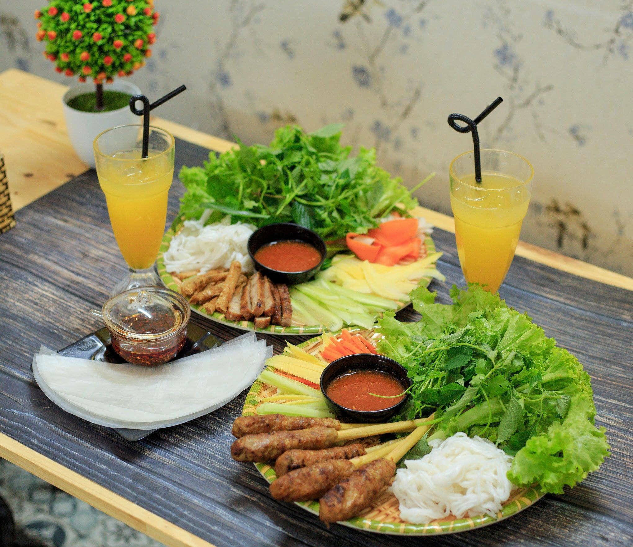 Nem Nướng - Phùng Khoang