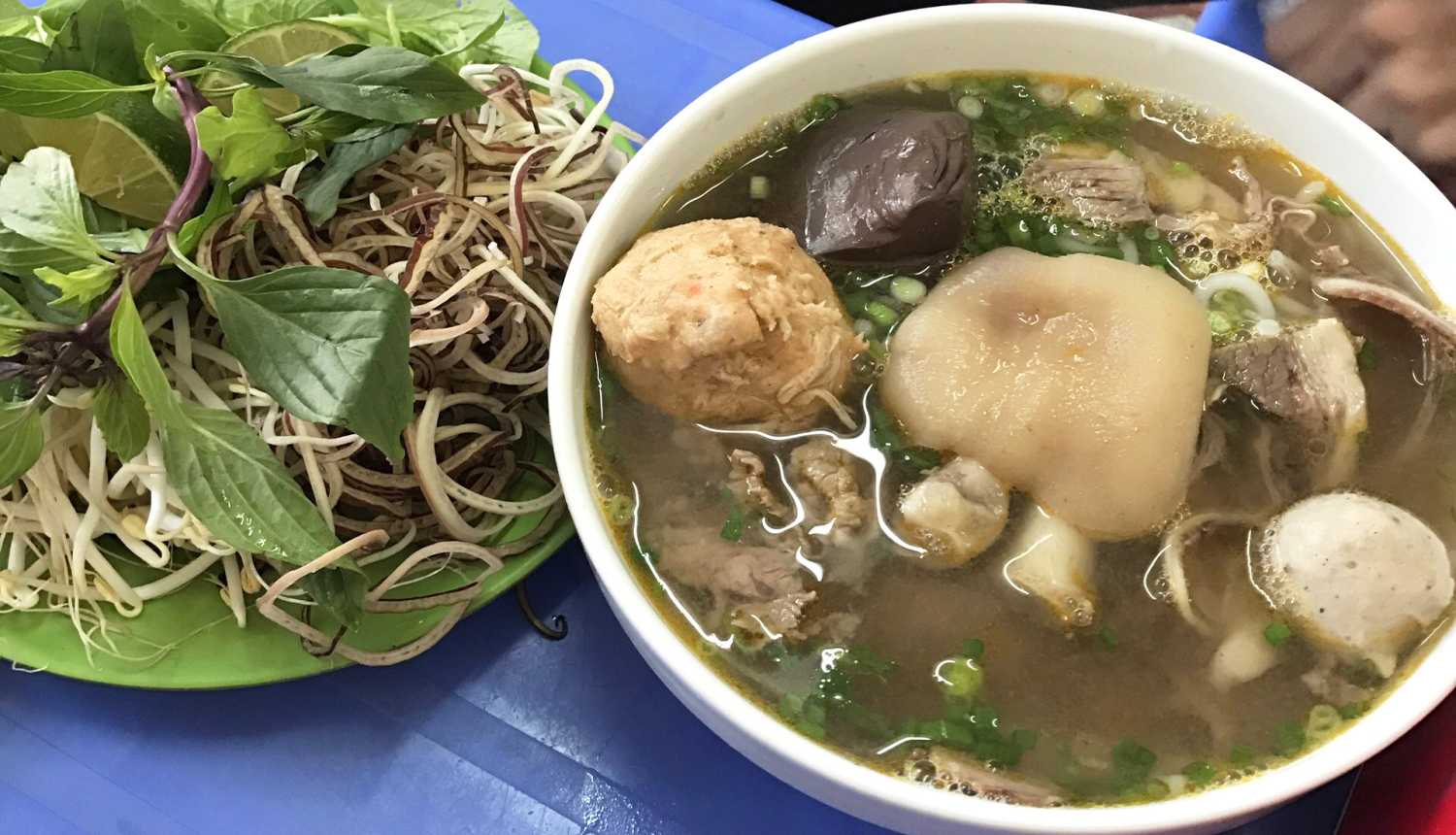 Bún Bò Huế Huy Béo - Phạm Ngọc Thạch
