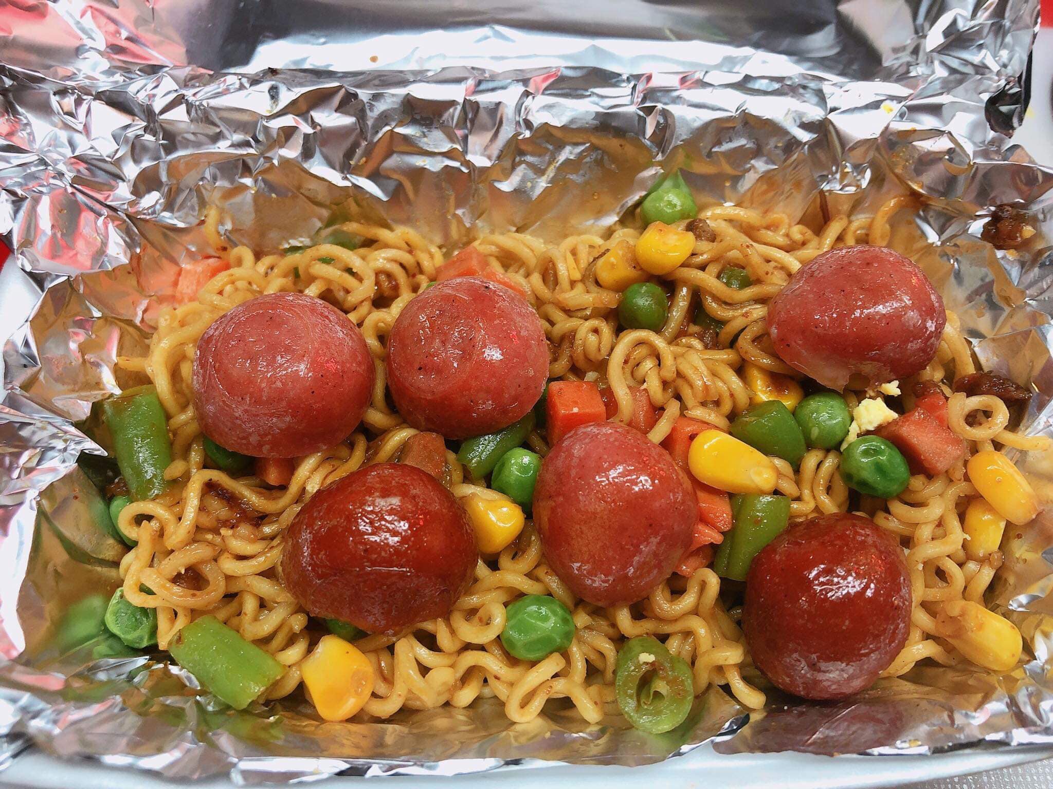 Mì Trộn Indomie - Hồng Mai