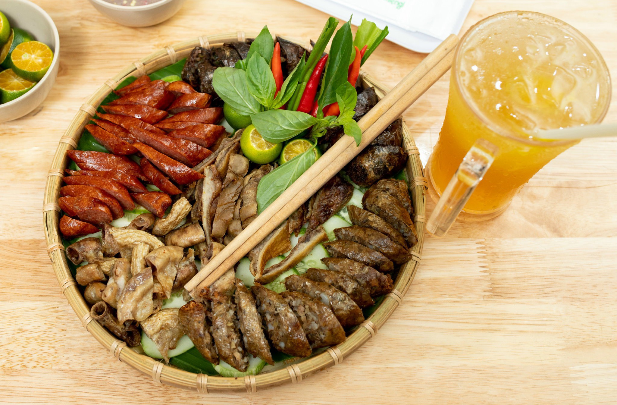 Tiến Hải Quán - Bún Đậu Mắm Tôm - Sư Vạn Hạnh