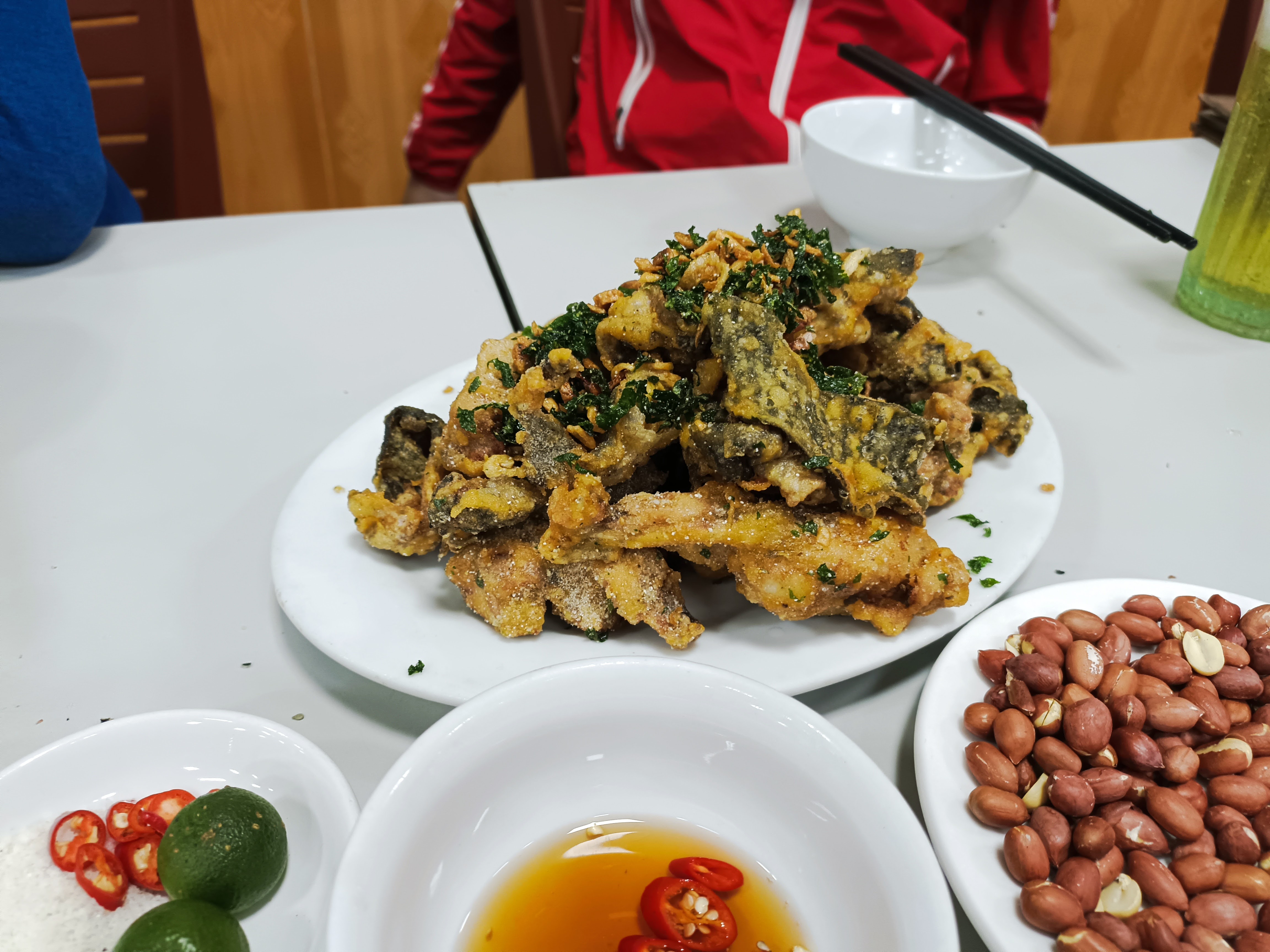 Nhà Hàng Mạnh Hùng - Lê Trọng Tấn