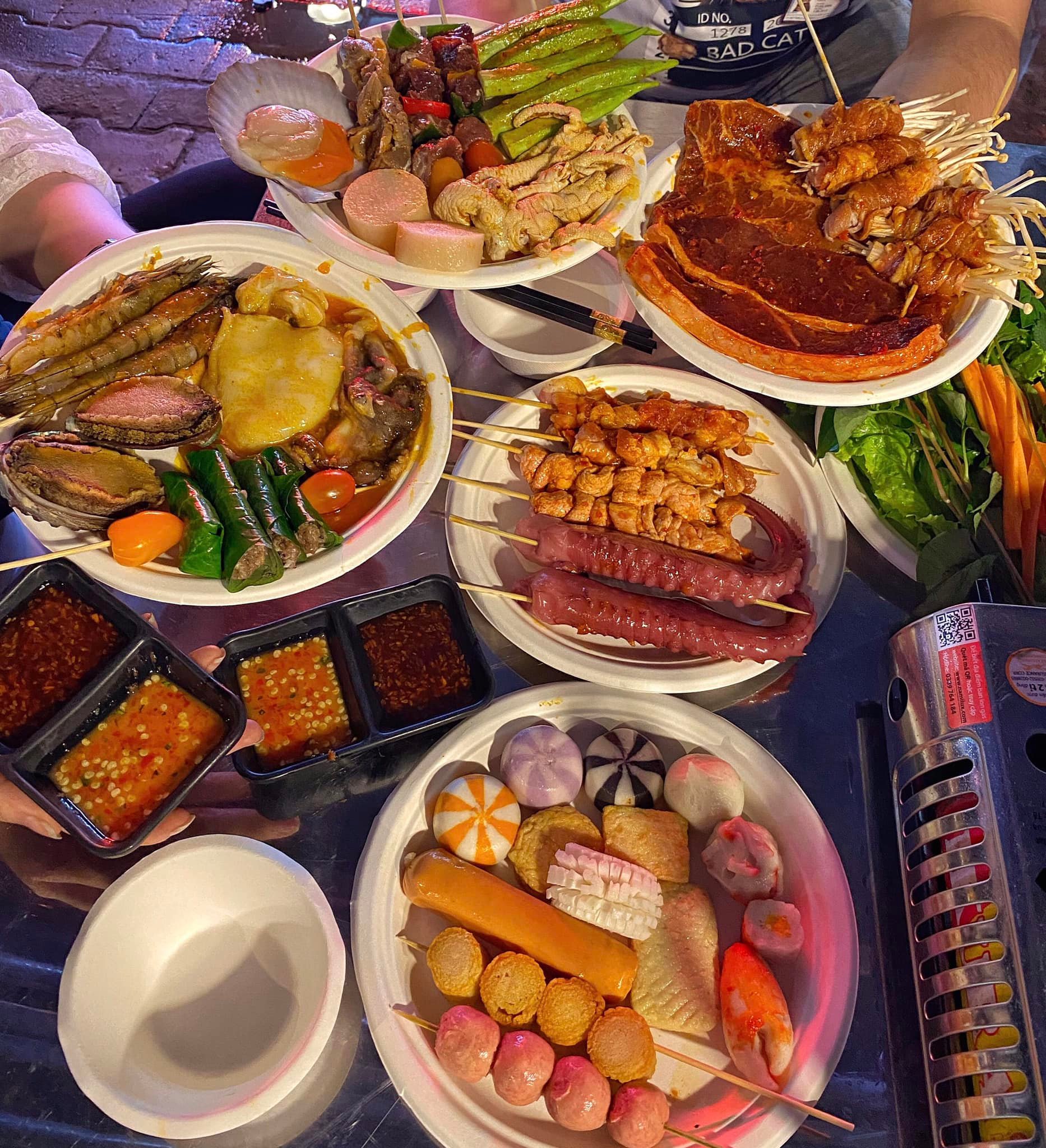 Happy BBQ - Tạ Quang Bửu
